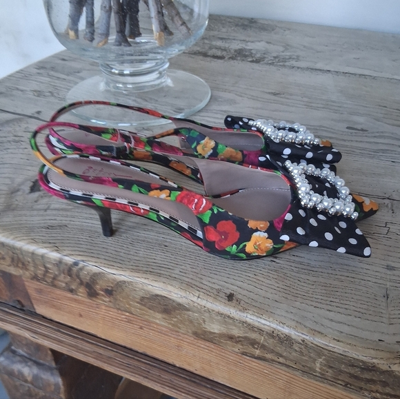 Betsey JohnsonBirdie Floral Slingback Bow Pumps Size 7 - Picture 4 of 14